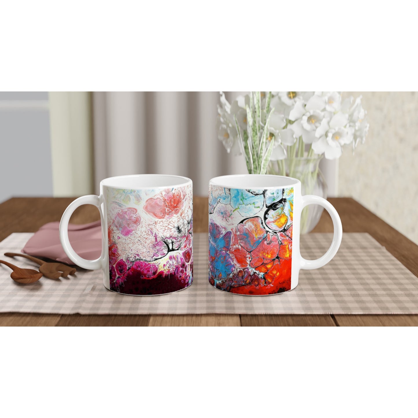 Lebhafte, mehrfarbige, minimalistische, abstrakte Tasse